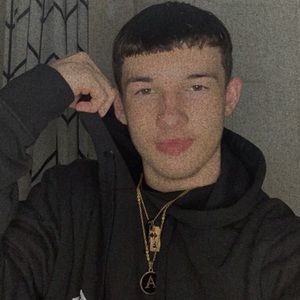 Meet your Posher, Ashton